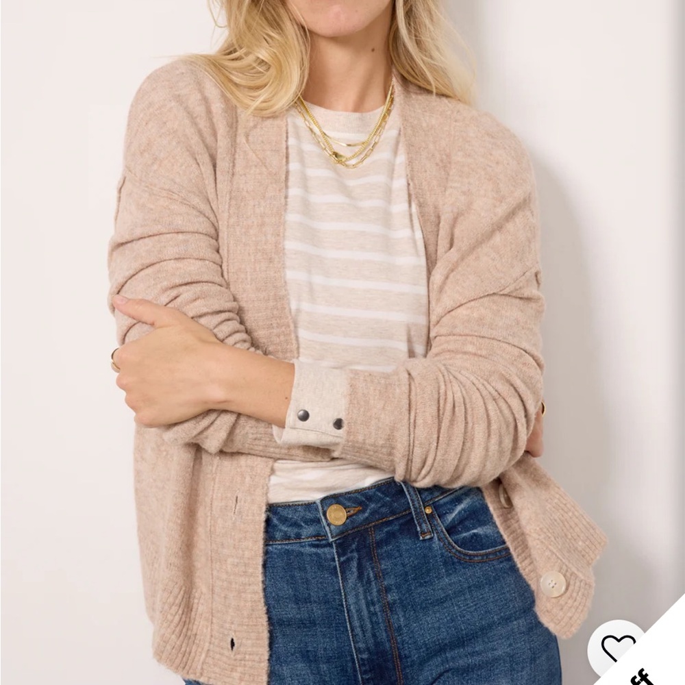 Evereve Women's Beige Cardigan Sweater